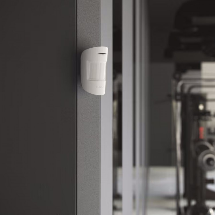 датчик руху AJAX MotionProtect Plus з додатковим сенсором